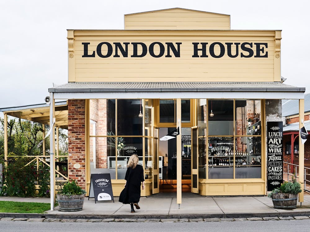 Thumbnail for Fossickers Fine Food and Eatery