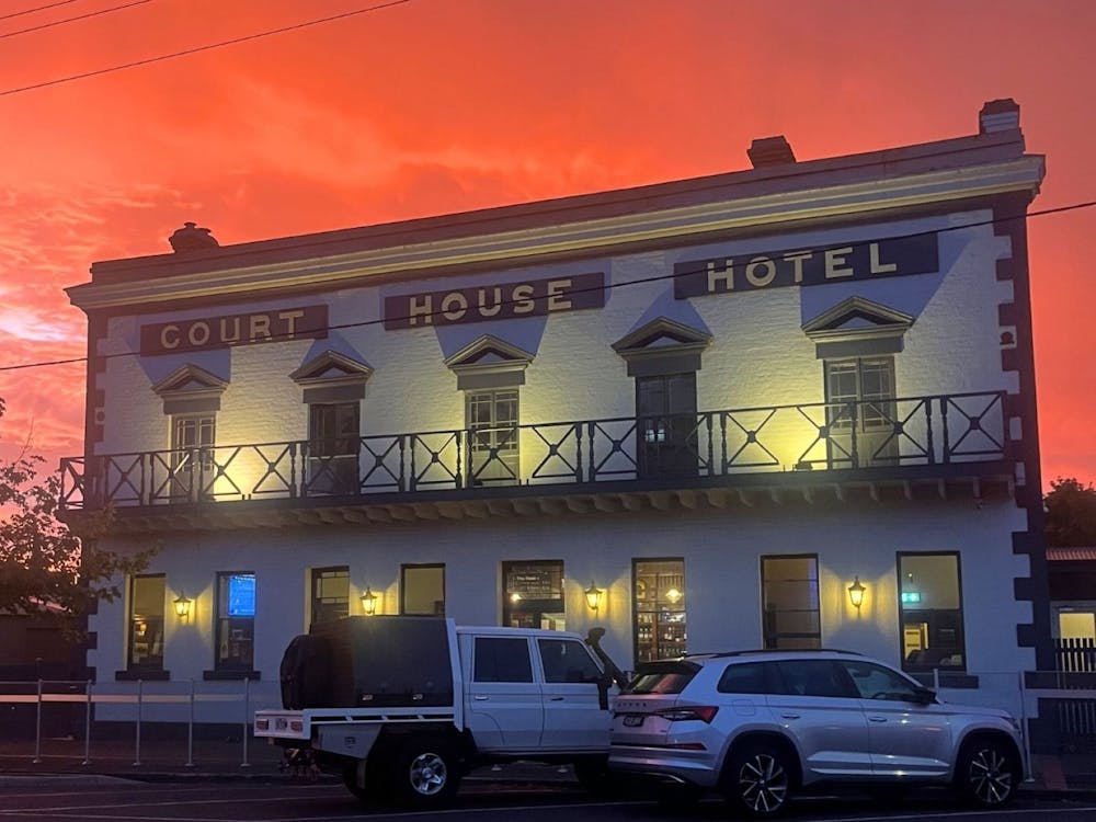 Thumbnail for Court House Hotel Smythesdale