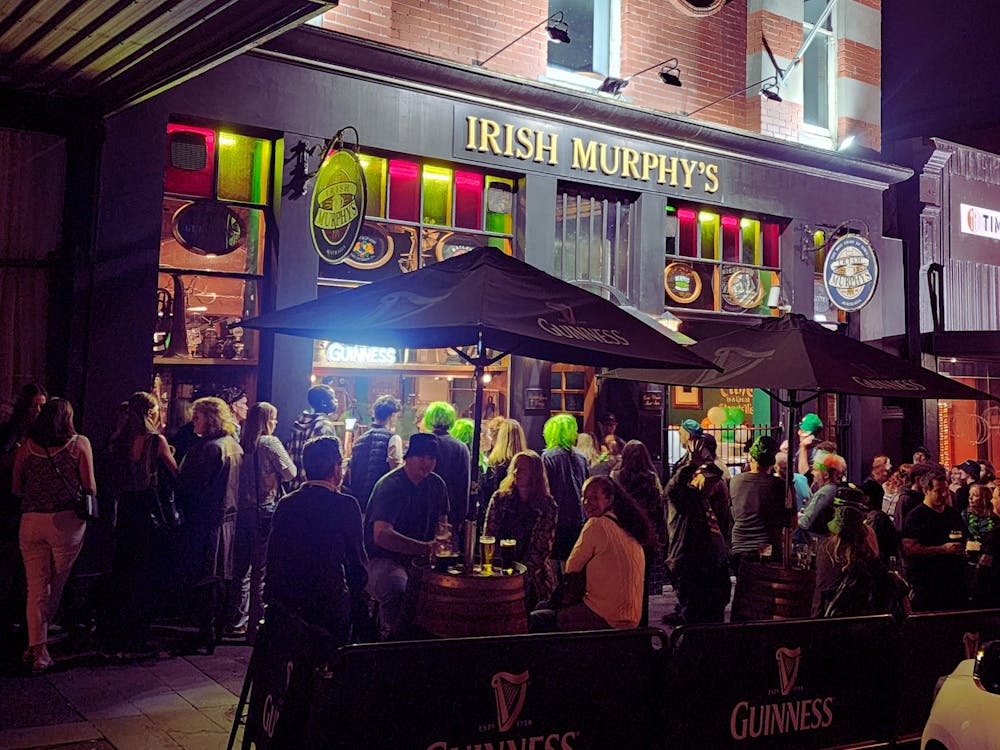 Outside vibes at Irish Murphy's