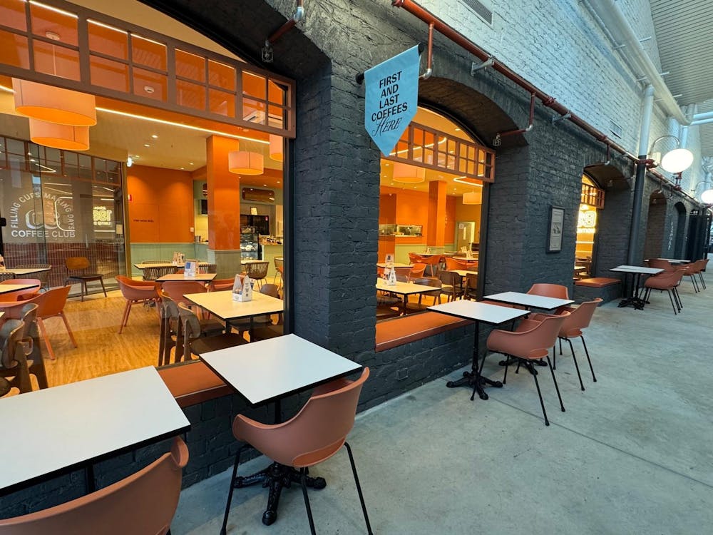 Exterior Dining