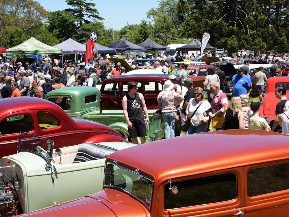 Thumbnail for SpringFest Ballarat – Show n Glow