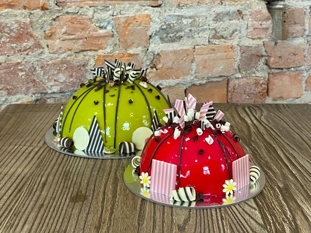 Sample cakes