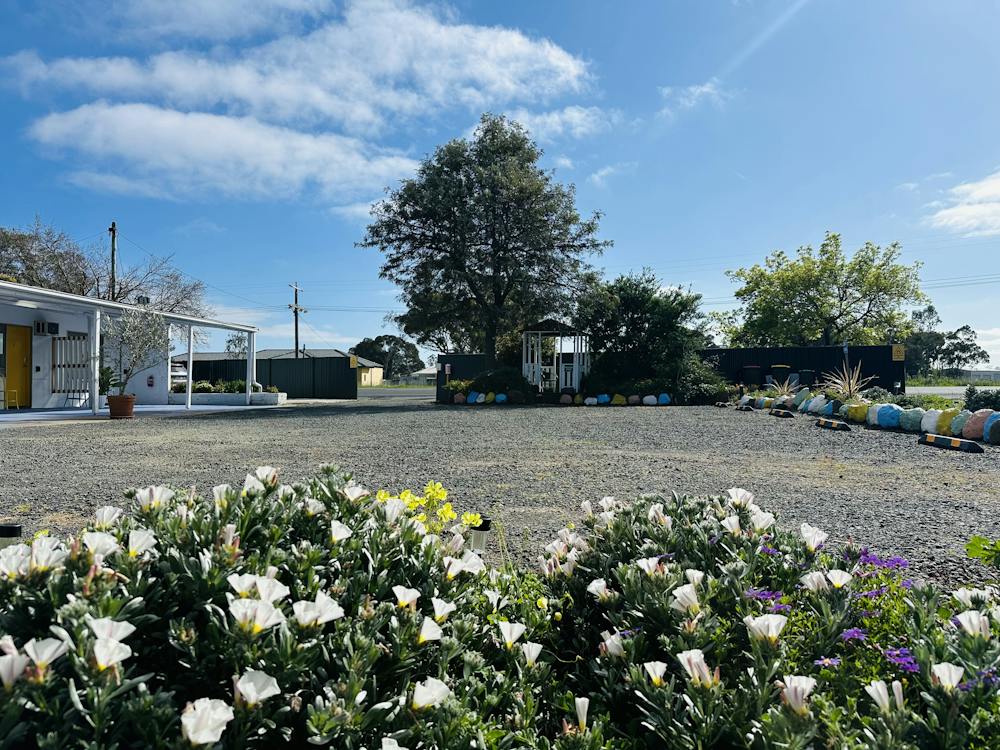Onsite guest car park at Stonez Boutique Accommodation in Clunes