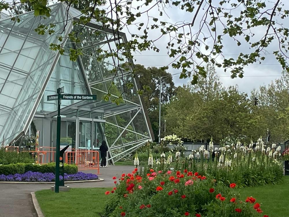 View of Ballarat Botanical Gardens Conservatory
