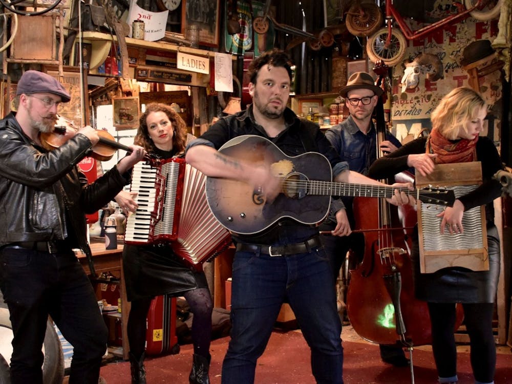 Thumbnail for Rich Davies and The Low Road at Kilderkin Distillery
